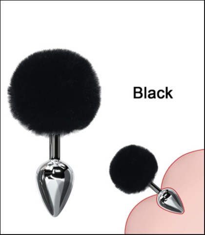 Metalna kupa sa crnim zecijim repicem